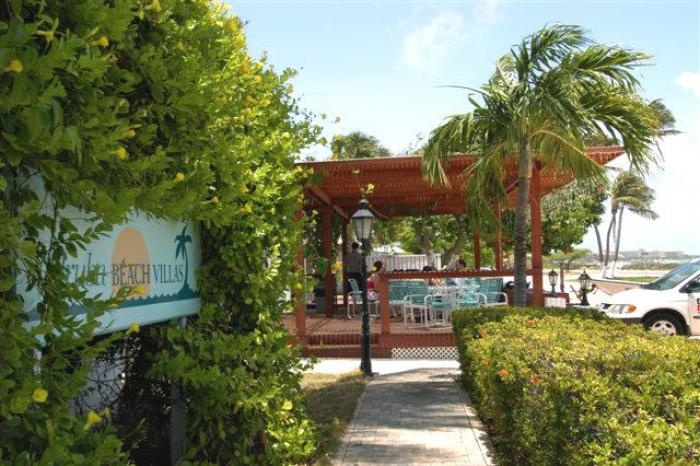 Aruba Beach Villas 2*