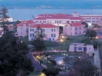Faial Resort 4*