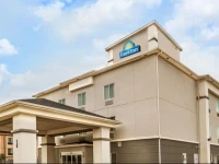Days Inn & Suites Mineral Wells 2*