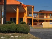 Travel Inn Beaumont 2*