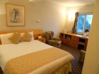 Salterns Harbourside Hotel 3*