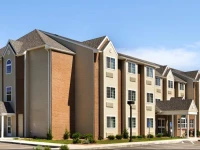 Microtel Inn & Suites Bath 2*