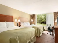 Ramada Ellsworth 3*