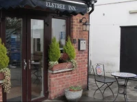 Elstree Inn 2*