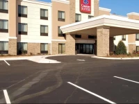 Comfort Suites Whitsett 3*