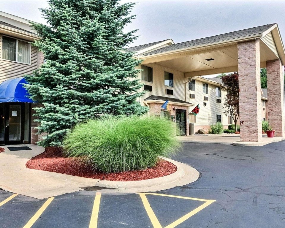 Comfort Inn And Suites Paw Paw 2*