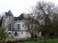 Chateau De Buno 3*