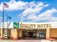 Quality Hotel Ardmore 3*