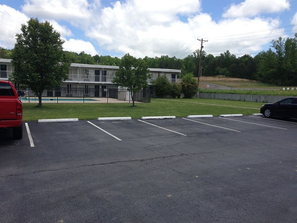 Days Inn Cullman 2*