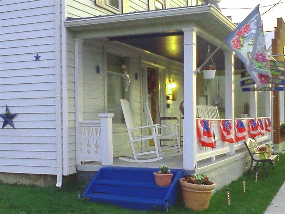 Daughter of the Stars Bed and Breakfast 3*