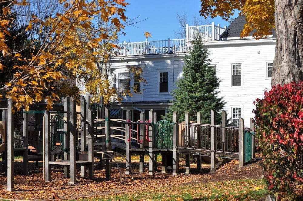 Maplewood Hotel 3*