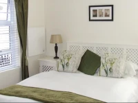River Road Guest House 3*