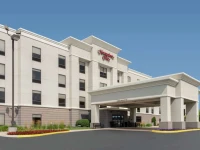 Hampton Inn Warsaw 3*