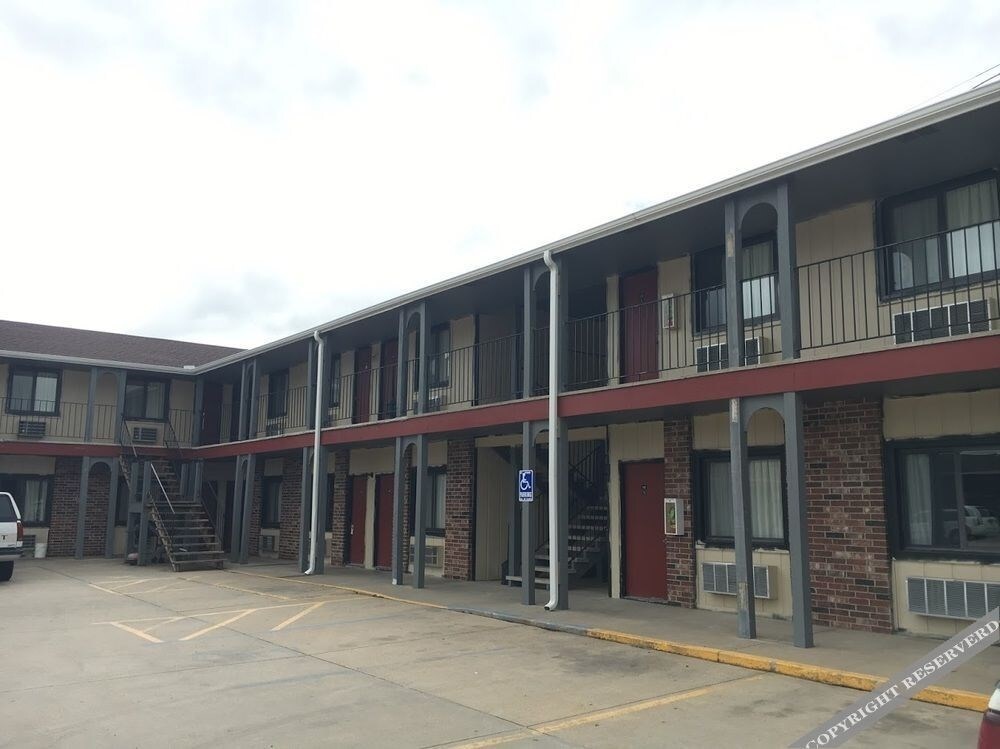 Crete Inn 1*