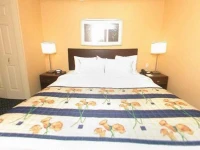 SpringHill Suites Laredo 3*
