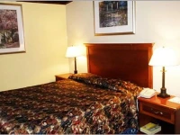 Rodeway Inn Wall 2*
