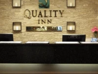 Quality Inn Elgin 2*