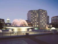 Hilton Madison Monona Terrace 3*