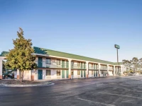 Quality Inn Byron 2*