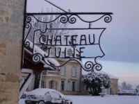Chateau Julie 2*