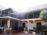 B & B Guest House 1*