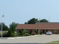 Red Carpet Inn Flora 2*