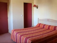 Logis Le Port Saint Aubin 2*