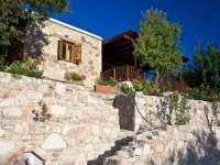 Piskopos House 
