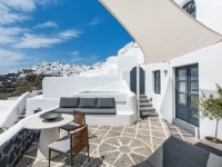 Aqua Luxury Suites 