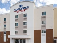 Candlewood Suites Parachute 2*