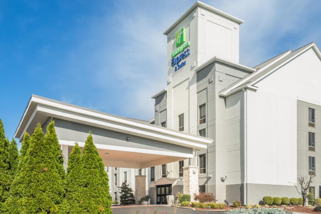 Hampton Inn Louisville I-65 @ Brooks Rd. 3*