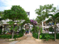 In On The Beach Hotel