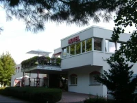 Am Westend 3*