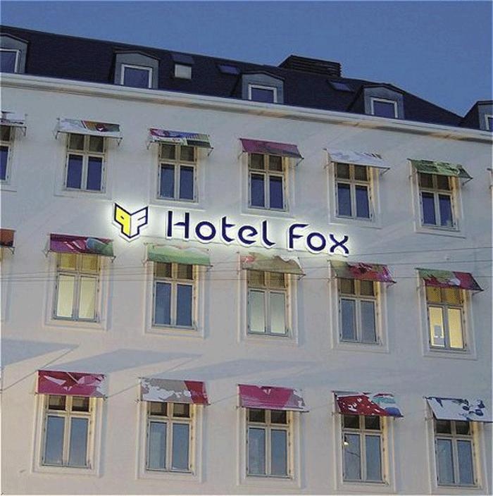 Fox 3*