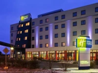 Holiday Inn Express Frankfurt Airport 3*