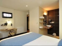Blue Hotel Reims 2*
