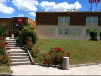 Ibis Lyon LIsle DAbeau 2*