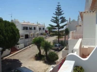 100% Cosy Guesthouse 