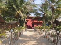 Sunset Resort Mandrem 2*