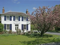 Crossways Hotel 5*