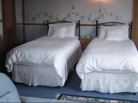 Earsham Park Farm 4*