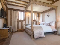 Valley Farmhouse B&B 4*