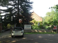 Landhotel Eichenkrug 2*