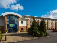 Holiday Inn Express Newport 3*