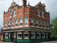 The Whittington and Cat 4*