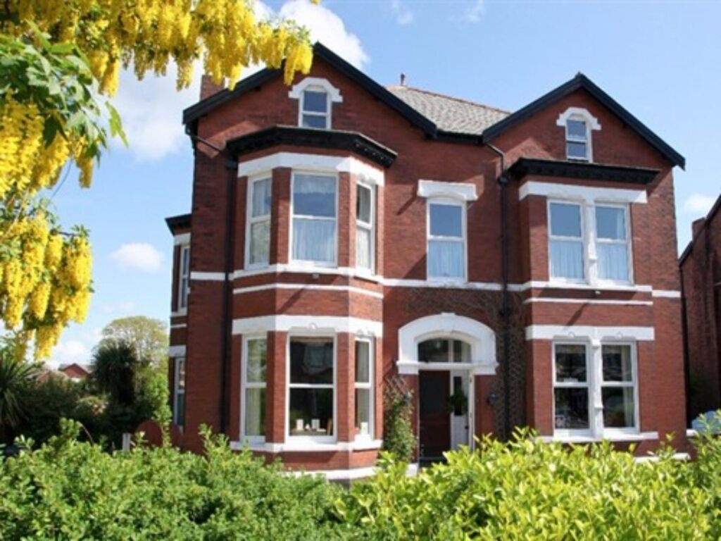 Edendale House 3*