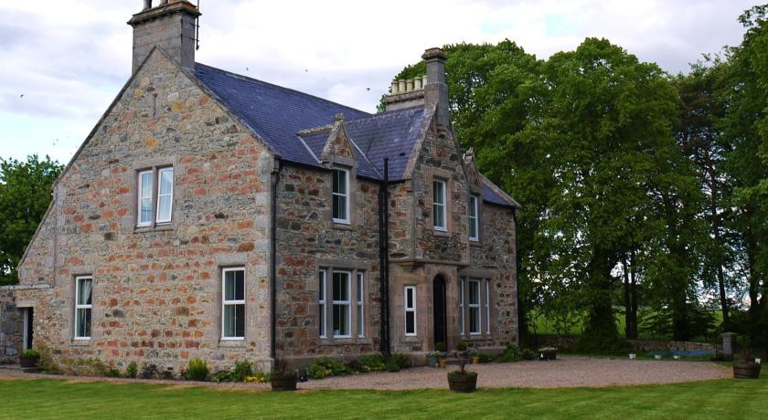 Cardhu Country House 2*
