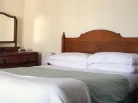 The Knoll Guesthouse 3*