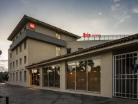 Ibis Sevilla 2*