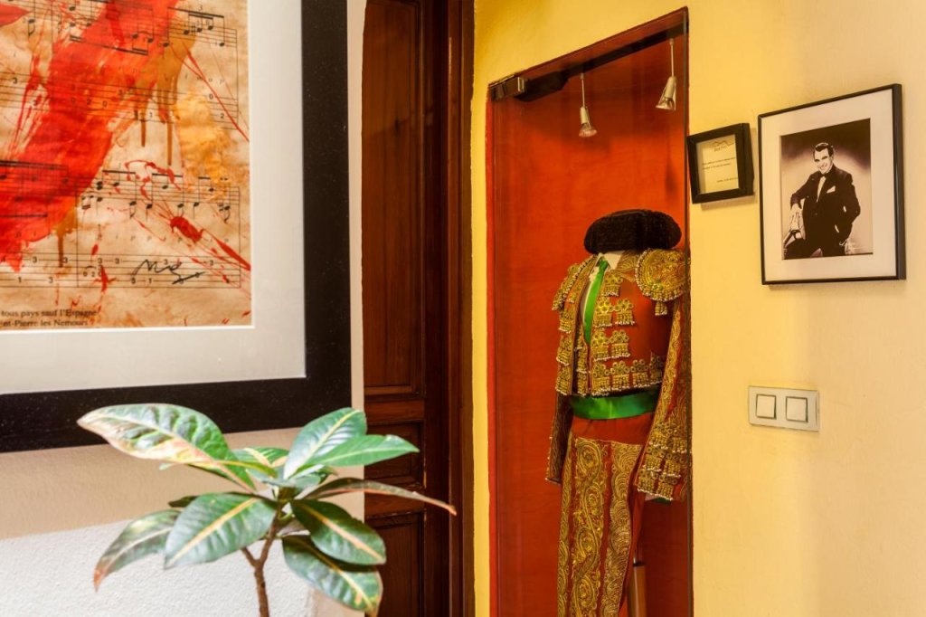La Casa Del Maestro 1*